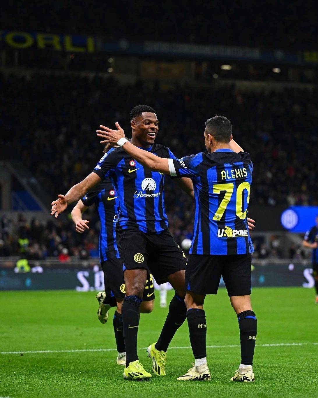 意甲球队势如破竹，取得连胜的简单介绍