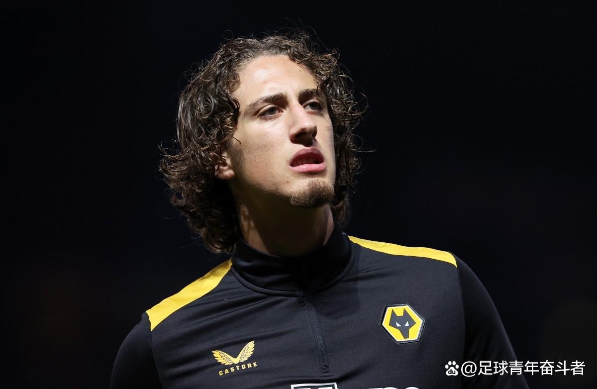 塞维利亚俱乐部计划签下前锋 塞维利亚俱乐部计划签下前锋