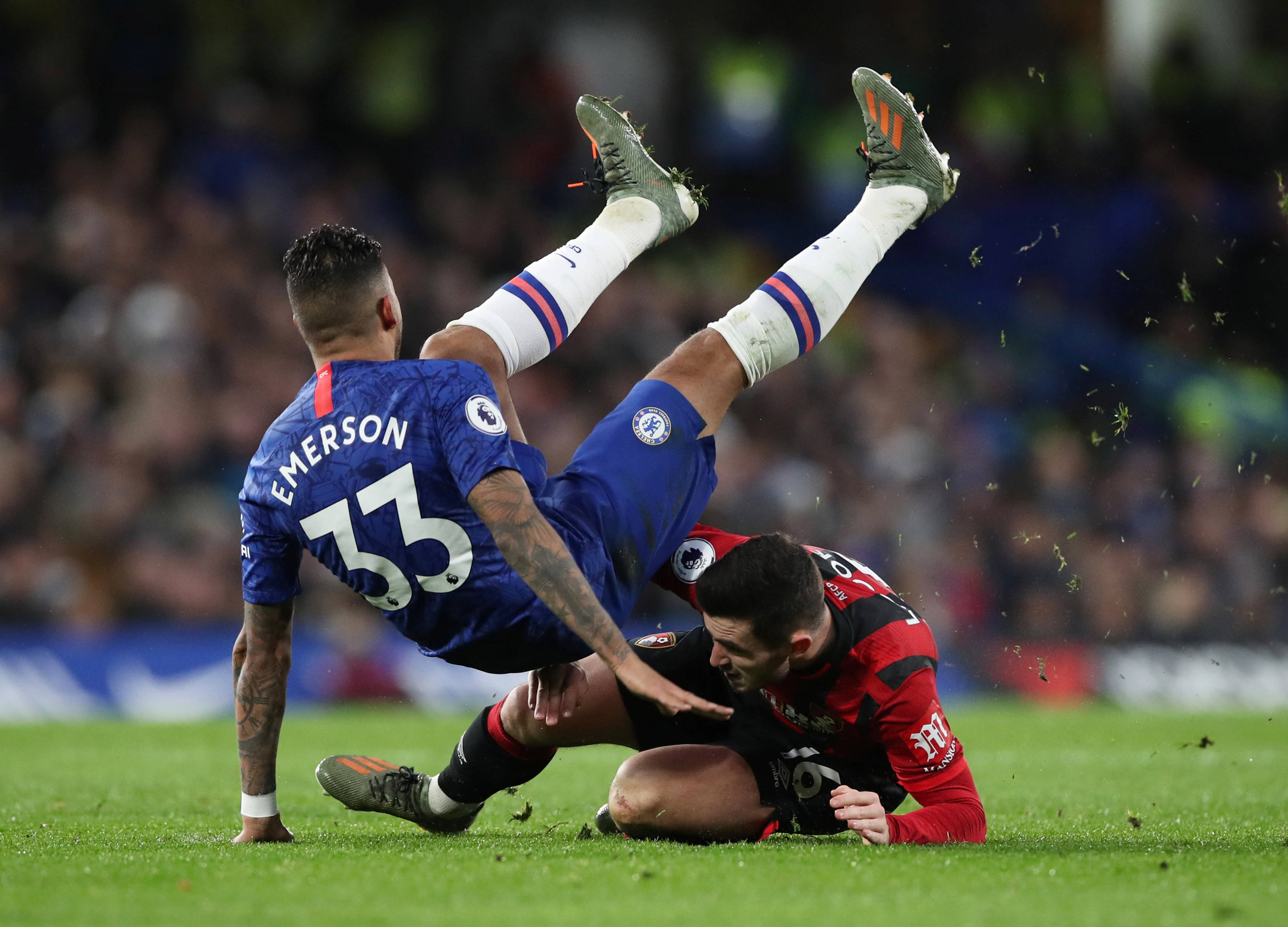 关于伯恩茅斯主场大败，士气受挫的信息